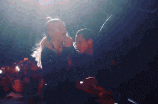 Beyoncé Almost Gets Pulled Off Stage By A Fan In Brazil (Video)