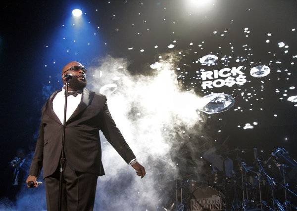 la-et-ms-review-rick-ross-aims-for-a-remodel-a-001 Rick Ross Announces the "Mastermind" Tour with the 1500 or Nothin Band  