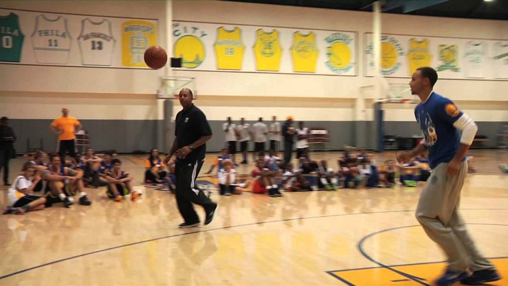 maxresdefault4-1024x576 Stephen Curry & Dell Curry Square Off In A Game Of P-I-G (Video)  