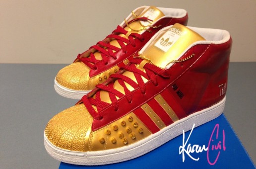 2 Chainz Receives Mache Custom Adidas From DJ Skee (Photo)