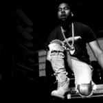 Kanye West – Black Skinhead X Live On Le Grand Journal (Video)