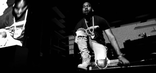 yeezusHHS1987 Kanye West – Black Skinhead X Live On Le Grand Journal (Video)  
