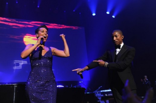 Alicia Keys & Pharrell – Get Lucky (Live At Black Ball) (Video)