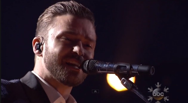 jtdrinkyouawayAMAs Justin Timberlake – Drink You Away (Live At 2013 American Music Awards) (Video)  