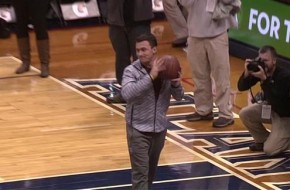 Johnny Manziel Misses Lay-Up During Atlanta Hawks Halftime Skills Competition (Video)