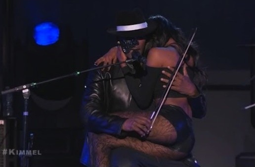 R. Kelly Performs Medley On Jimmy Kimmel Live (Video)