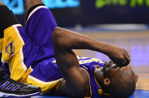 Mamba Down: Kobe Out 6 Weeks with a Fracture in his Knee