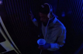 DJ Carisma & DUBB – Blue Room Sessions Freestyle (Video)