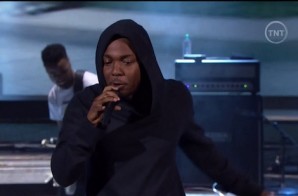 Kendrick Lamar Performs “M.A.A.d City” & “Bitch Don’t Kill My Vibe” during the 2014 NBA All-Star Saturday Night (Video)