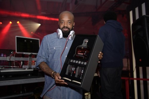 Jermaine_Dupri_Whiskey_Kit-500x333 Jermaine Dupri Honored With Limited Edition Crown Royal Gift At ESPN Party  