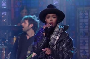 Lauryn Hill Covers The Beatles’ Something On Letterman