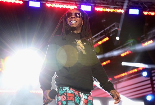 Lil Wayne Opens 2014 mtvU Woodie Awards With A Freestyle (Video)