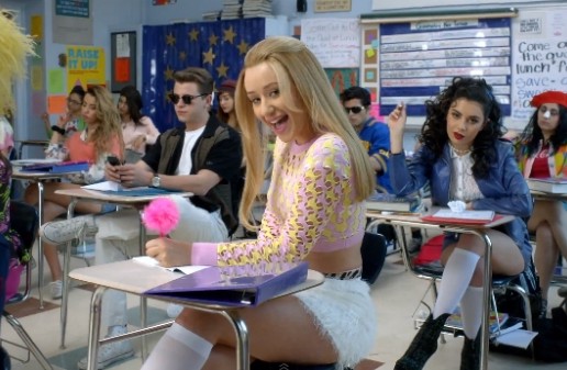 Iggy Azalea – Fancy Ft. Charli XCX (Official Video)
