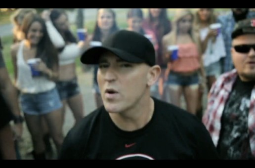 Bubba Sparxxx x Danny Boone – Made on McCosh Mill Road (Video)