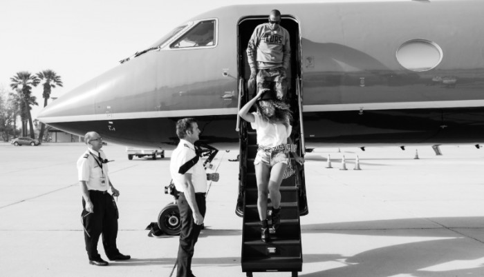 beyonce-coachella-karen-civil11-800x460-1 Beyonce Makes Her Way To Coachella (Photos)  