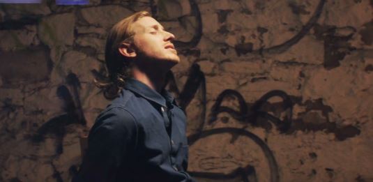 newasherrothvideo Asher Roth - The World Is Not Enough (Video)  