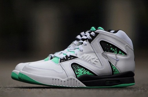 Nike Air Tech Challenge Hybrid (White, Grey & Green Glow) (Photo)