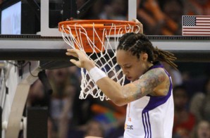 Brittney Griner Throws Down a Dunk in 2014 WNBA All-Star Game Warm Ups (Video)