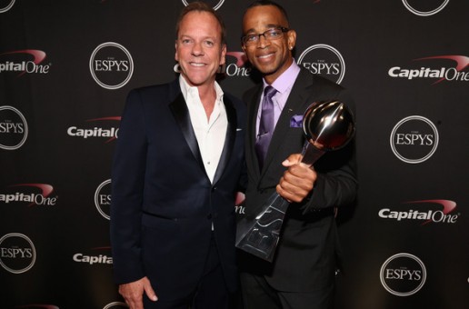 Stuart Scott Receives The Jimmy V Award at the 2014 ESPYS (Video)
