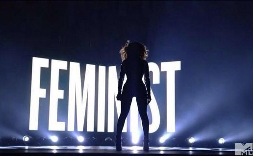 Beyonce Closes Out The 2014 MTV Video Music Awards (Video)