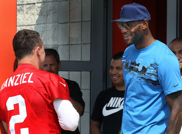 Cover Lebron James Visits Johnny Manziel At Browns Training Camp (Photos)  