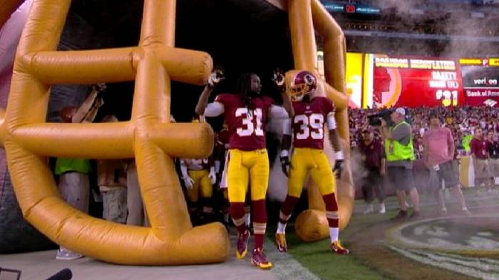 bvxafizieaazgas The Washington Redskins Pay Homage To Michael Brown (Video)  