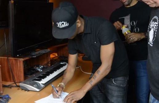 Gillie Da Kid Tells Who?Mag TV He’ll Glady Box Soulja Boy For $1 Million (Video)