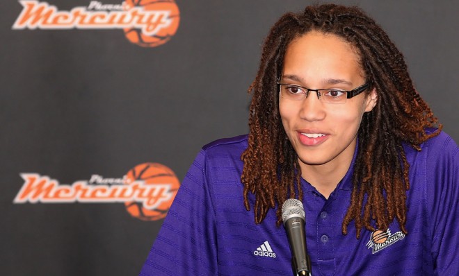 the-wnbas-number-one-draft-pick-brittney-griner-had-a-jump-on-the-whole-pro-athlete-coming-out-thing Brittney Griner Named The 2014 WNBA Defensive Player Of The Year 