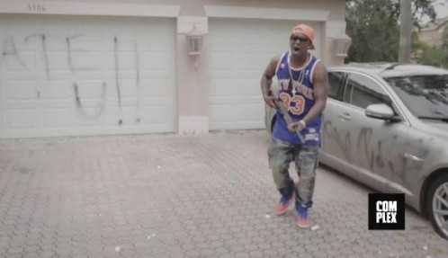 Cam’Ron Feat. 2 Chainz – Snapped (Video)