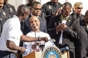 Jackson, Mississippi Mayor Tony Yarber Gives T.I. The Key To The City!