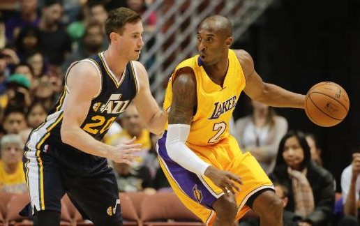 Kobe Bryant Goes To Work Against The Utah Jazz (Video)