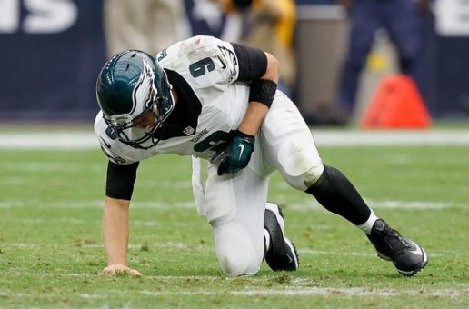 Foles Gold: Philadelphia Eagles Starting QB Nick Foles Out Indefinitely With Broken Collarbone
