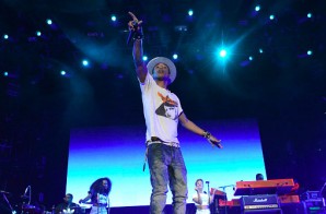 Pharrell Premieres His New Single “Spark The Fire” At Camp Flog Gnaw (Video)