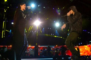Eminem & Rihanna – Monster (Live At Concert For Valor) (Video)