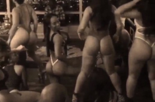 Floyd Mayweather Enjoy’s A Room Full of Lingerie Wearing Female Twerkers (Video)