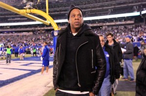 Jay-Z With The Sideline View At Giants vs. Cowboys Game