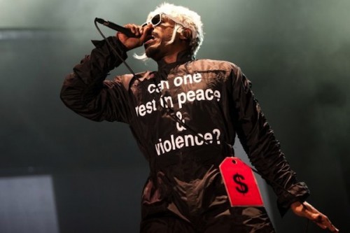 loufeststltodayJonGitchoff-500x333 André 3000's Infamous Jumpsuits' Will Be Featured At An Art Exhibit  