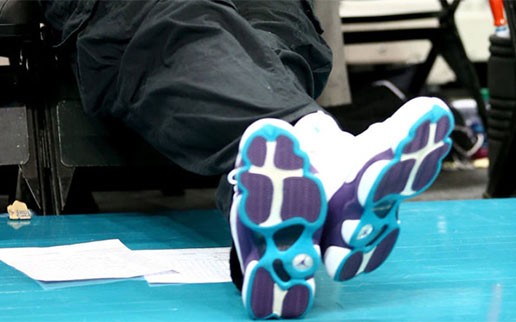 Michael Jordan Rocks Air Jordan 13 “Hornets” (Photos)