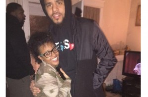 JCole_Philly_Fan_2-298x196 J. Cole Headed To Philly To Sign A Fan's CD (Photos)  