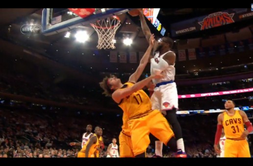Amar’e Stoudemire Rises Up Over Andy Varejao For The Nasty Dunk (Video)