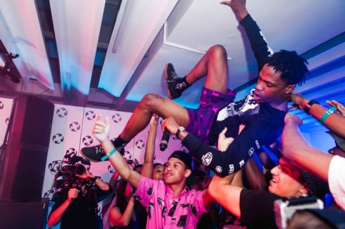 Travis-Scott-crowdsurfing-at-vitaminwater-and-The-FADER-uncapped-9.12-500x332 Travi$ Scott Invades Russia (Video)  