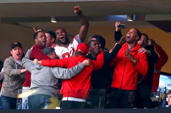 B7NJVV_CAAE4Os5 Duck Hunters: The Ohio State Buckeyes Are The 2015 CFB National Champions Defeating The Oregon Ducks (42-20)  
