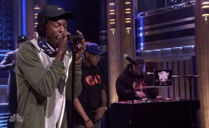 Joey Bada$$ & BJ The Chicago Kid – Like Me (Live On Jimmy Fallon) (Video)