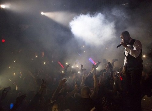 drakenye-630x458-500x363 Drake Performs In Las Vegas For New Year's Eve (Video)  