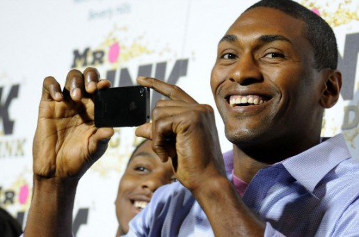 Nicki Minaj Talks Her Favorite Lipsticks, Preferred Sleeping Attire & More With Metta World Peace