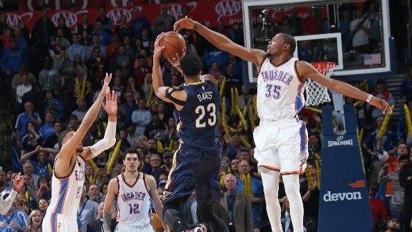 Screen-Shot-2015-02-06-at-11.09.21-PM-1 40/40 Club: Anthony Davis & Russell Westbrook Duel In OKC; Davis' Buzzer Beater Defeats The Thunder (Video)  