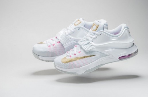 Nike KD 7 “Aunt Pearl” (Photos)