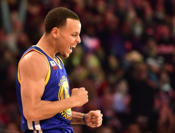 r1 NBA All Star Weekend Recap: Stephen Curry Wins the 2015 Foot Locker Three-Point Contest (Video)  
