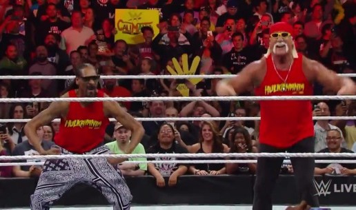 Snoop Dogg Brings Snoop Mania To WWE Monday Night Raw! (Video)