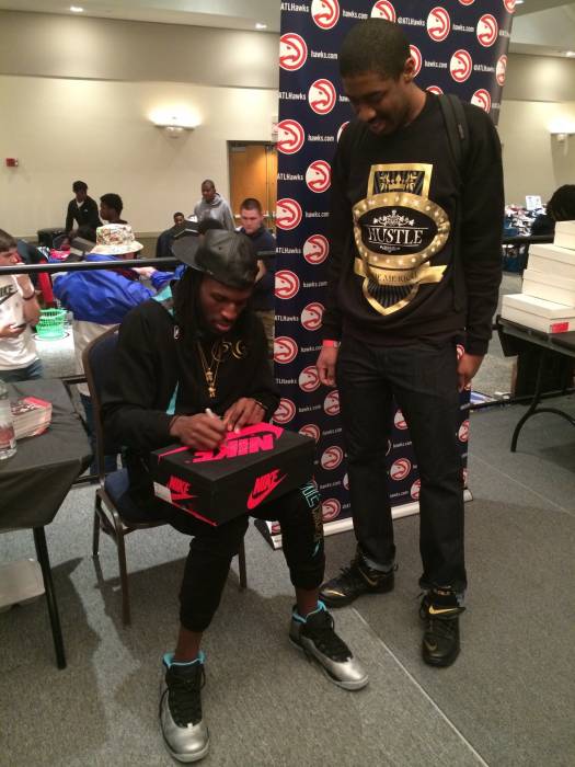 unnamed-11 Atlanta Hawks Forward DeMarre Carroll Supports 'Sneaker Addicts' at ATL's Sneaker Exit Convention  